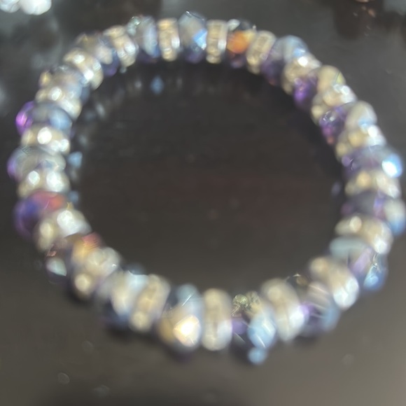 Multiple bracelets at one great price - Picture 3 of 6